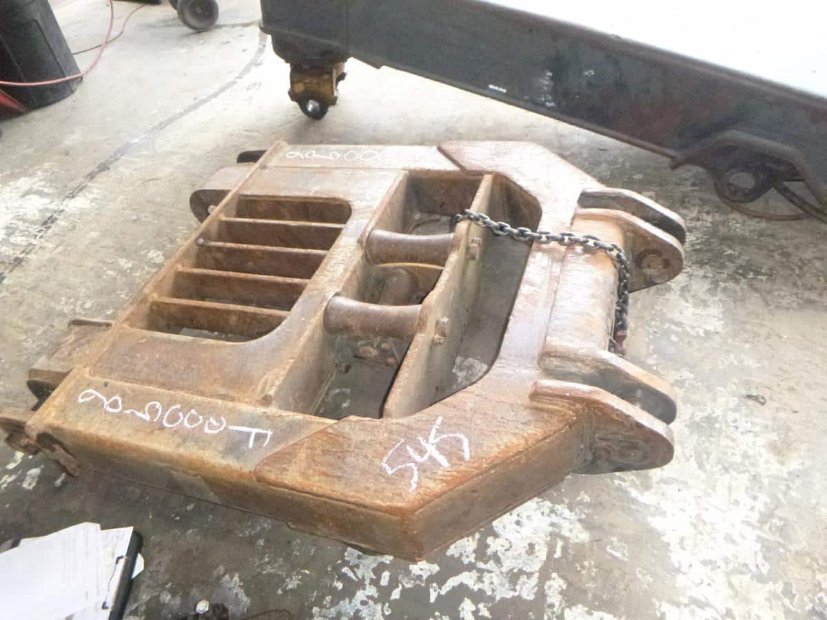 Caterpillar Boom and Arch Log Loader for sale