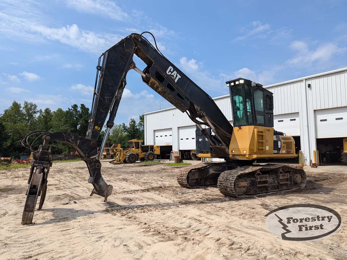 2016 Caterpillar 325D-FM Knuckleboom Log Loader - Track for sale