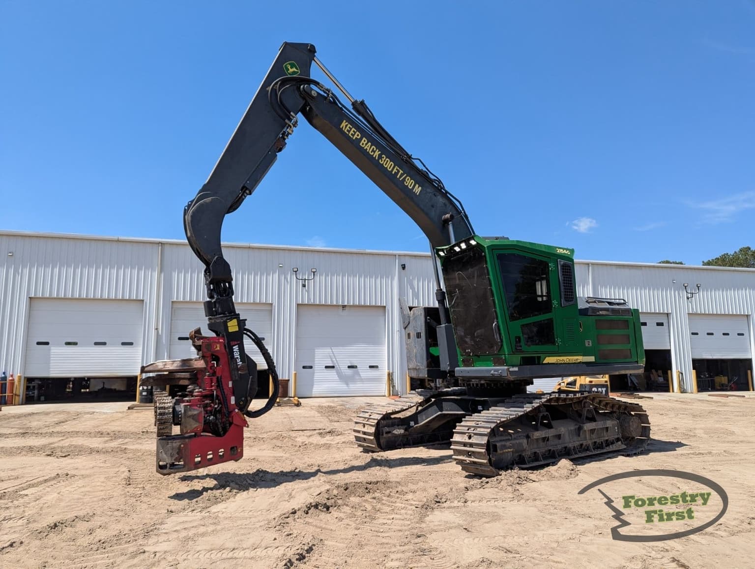2017 Deere 2154G